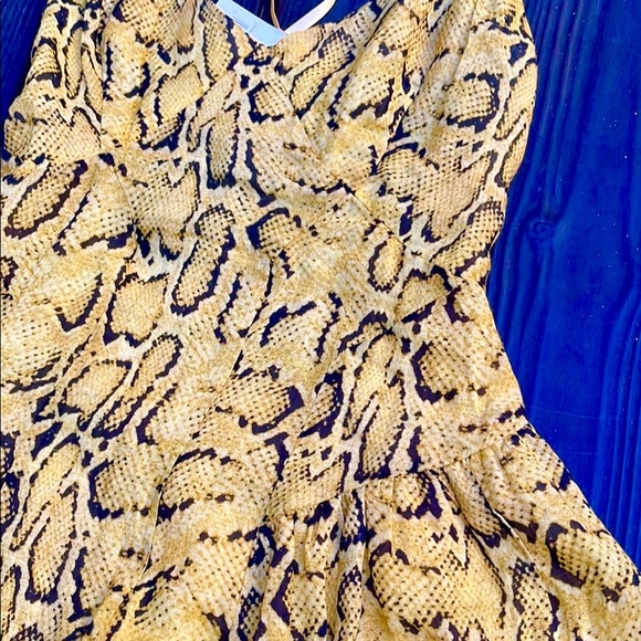 NWT Frame Malibu Yellow Python Print Cross Back Maxi Dress - Picture 14 of 15